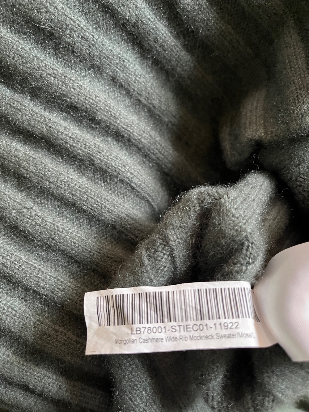 Quince wide Ribbed mock neck Sweater in Moss Green - Large - Picture 5 of 5